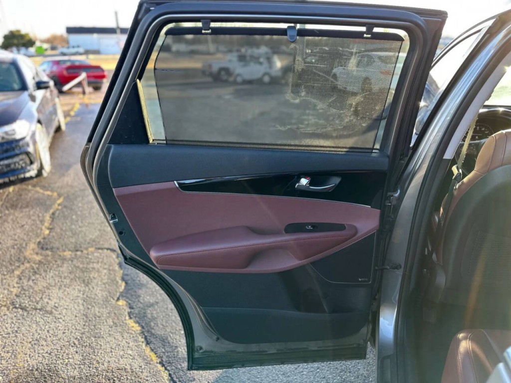 2017 Kia Sorento Image 23