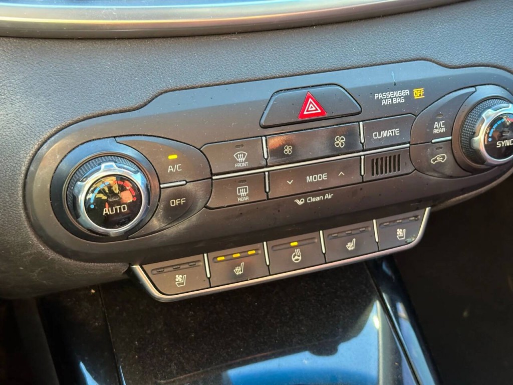 2017 Kia Sorento Image 33