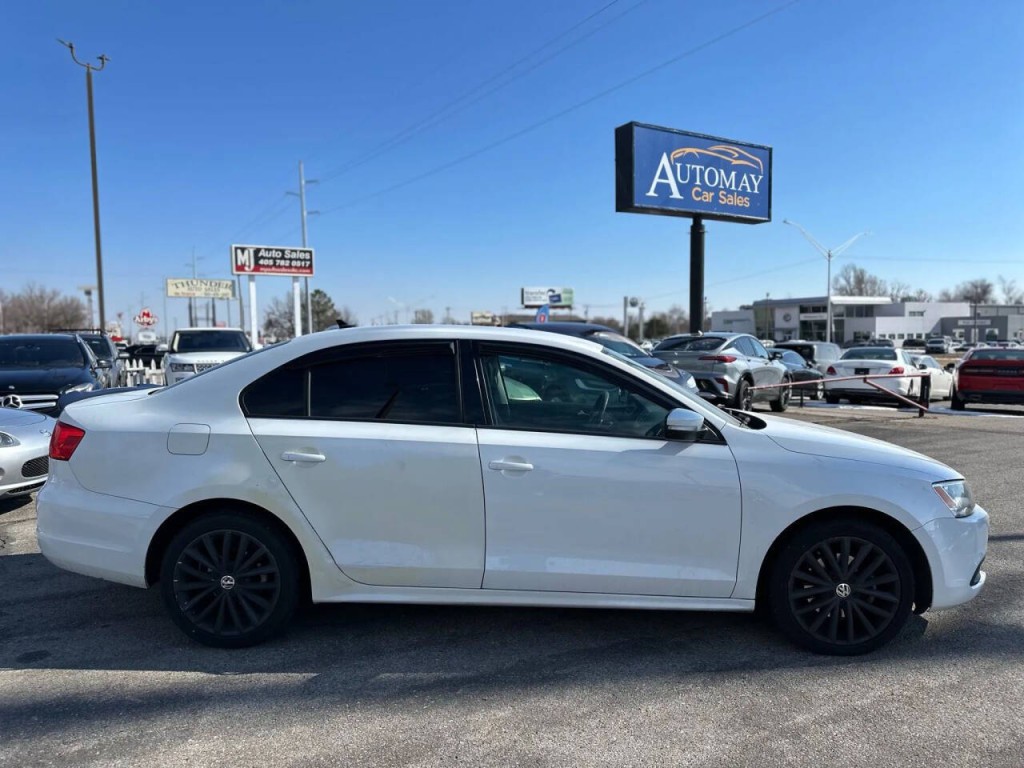 2014 Volkswagen Jetta Image 5
