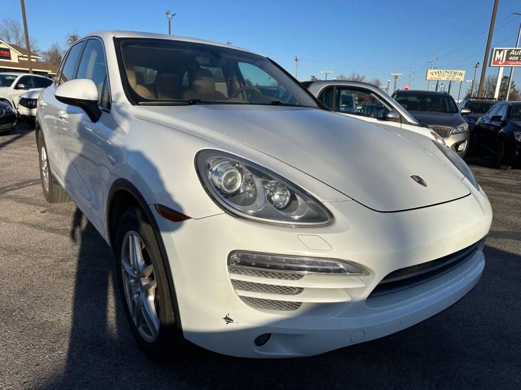 2014 Porsche Cayenne Image 28