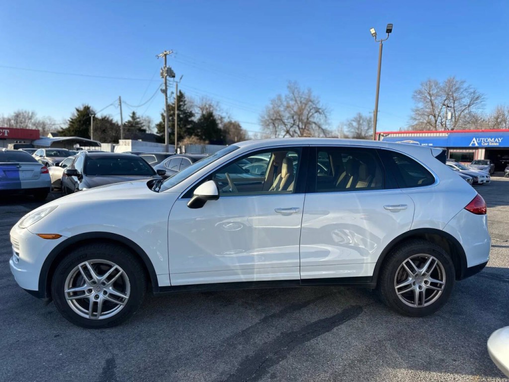 2014 Porsche Cayenne Image 33