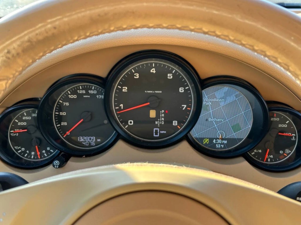 2014 Porsche Cayenne Image 36