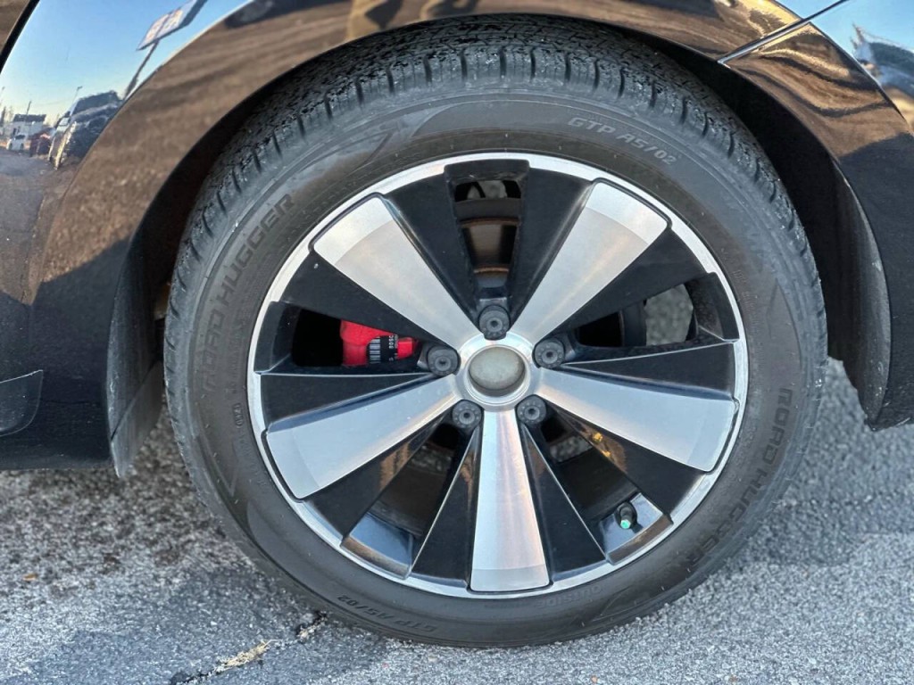 2013 Volkswagen Beetle Image 19