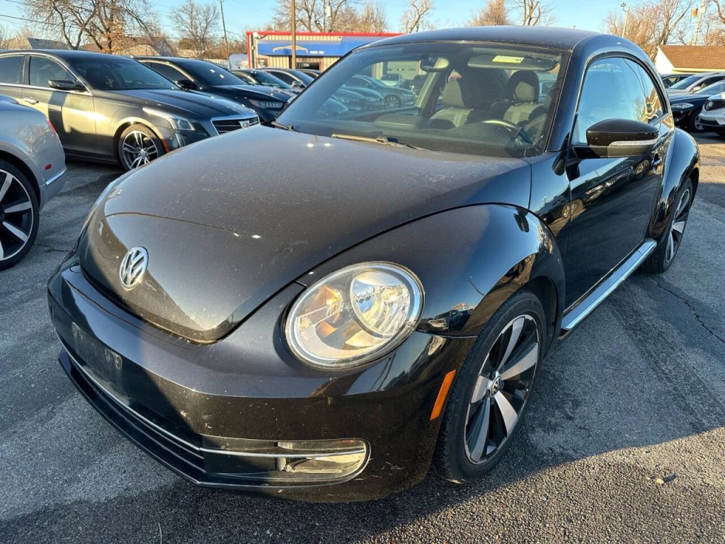 2013 Volkswagen Beetle Image 20