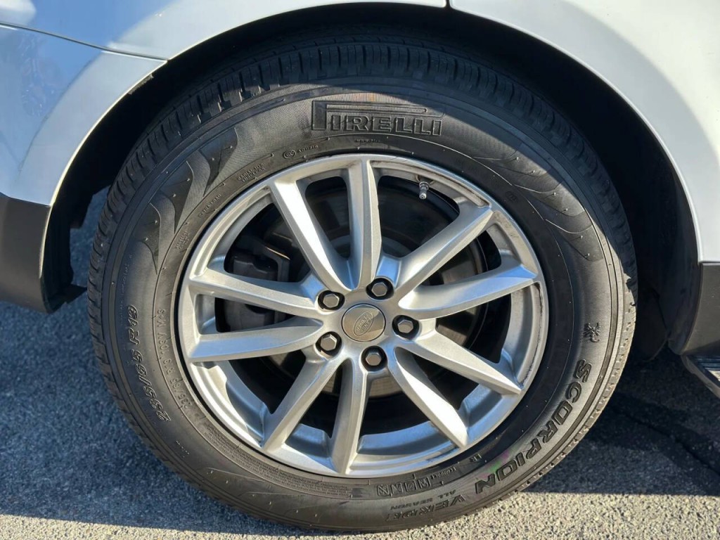 2015 Land Rover Range Rover Sport Image 24