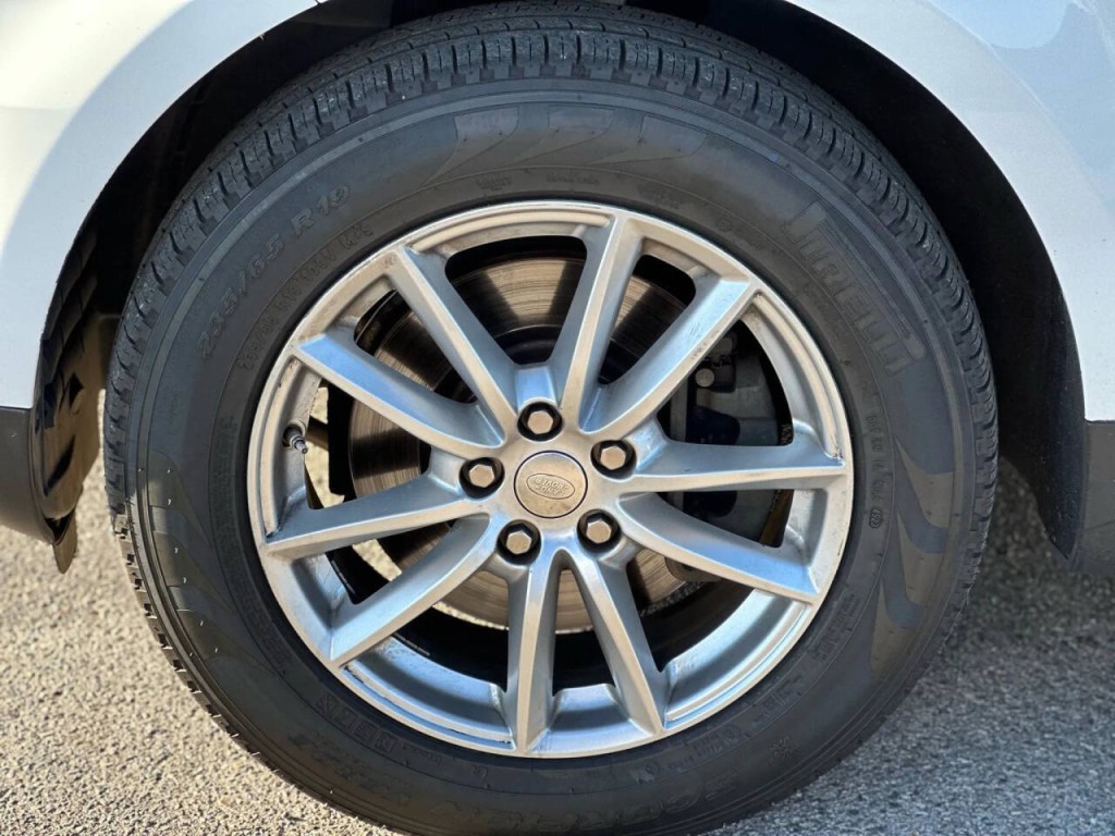 2015 Land Rover Range Rover Sport Image 25