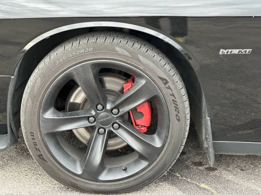 2015 Dodge Challenger Image 22