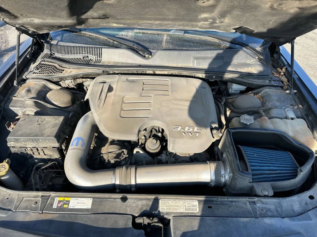 2013 Dodge Challenger Image 17