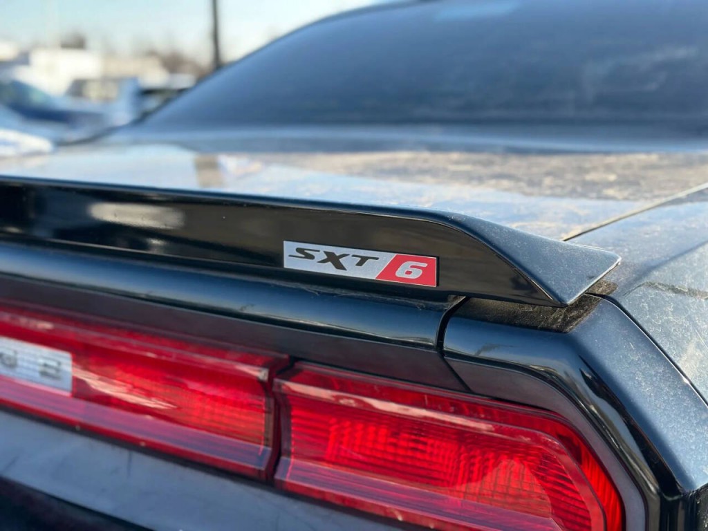 2013 Dodge Challenger Image 27