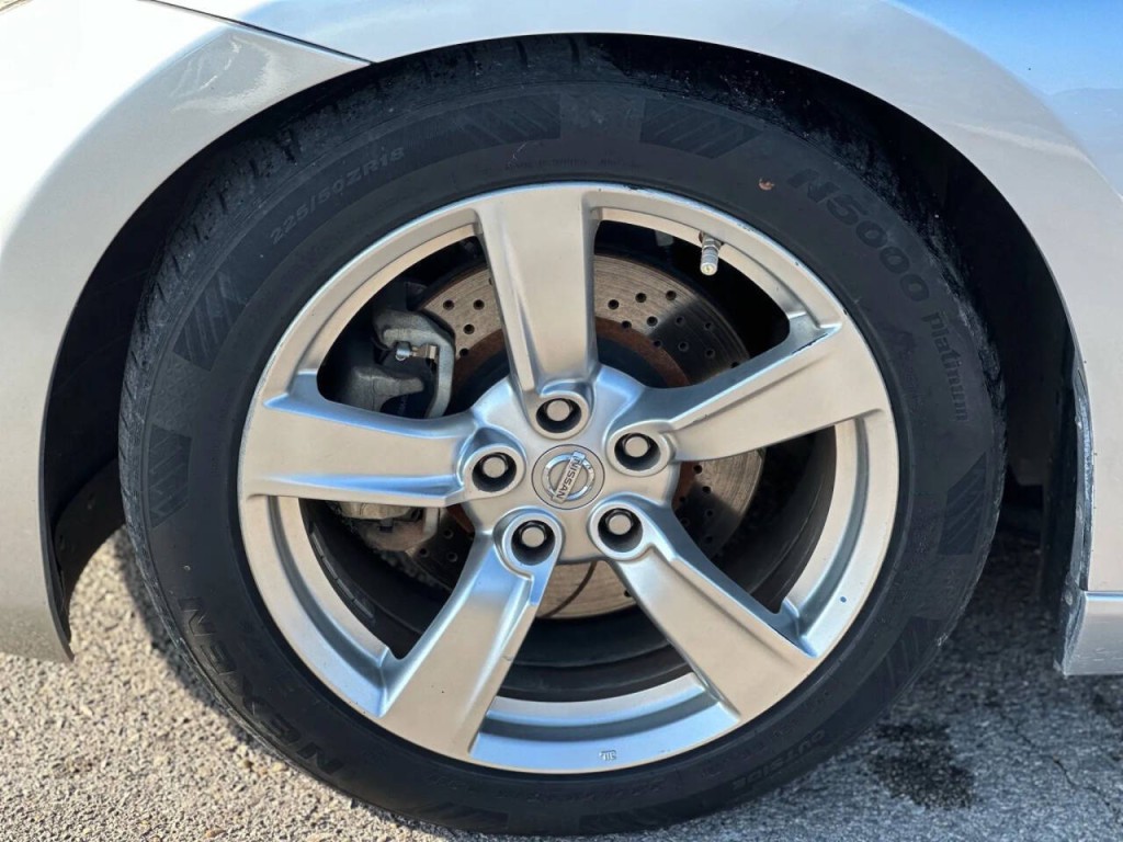 2009 Nissan 370Z Image 22