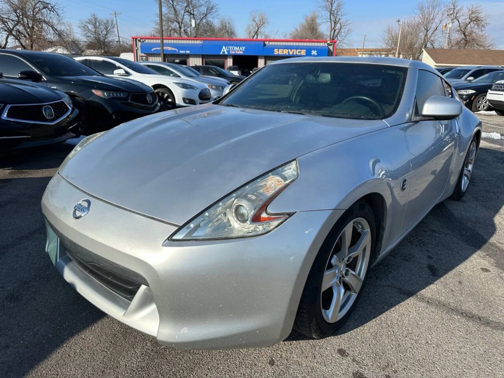2009 Nissan 370Z Image 28