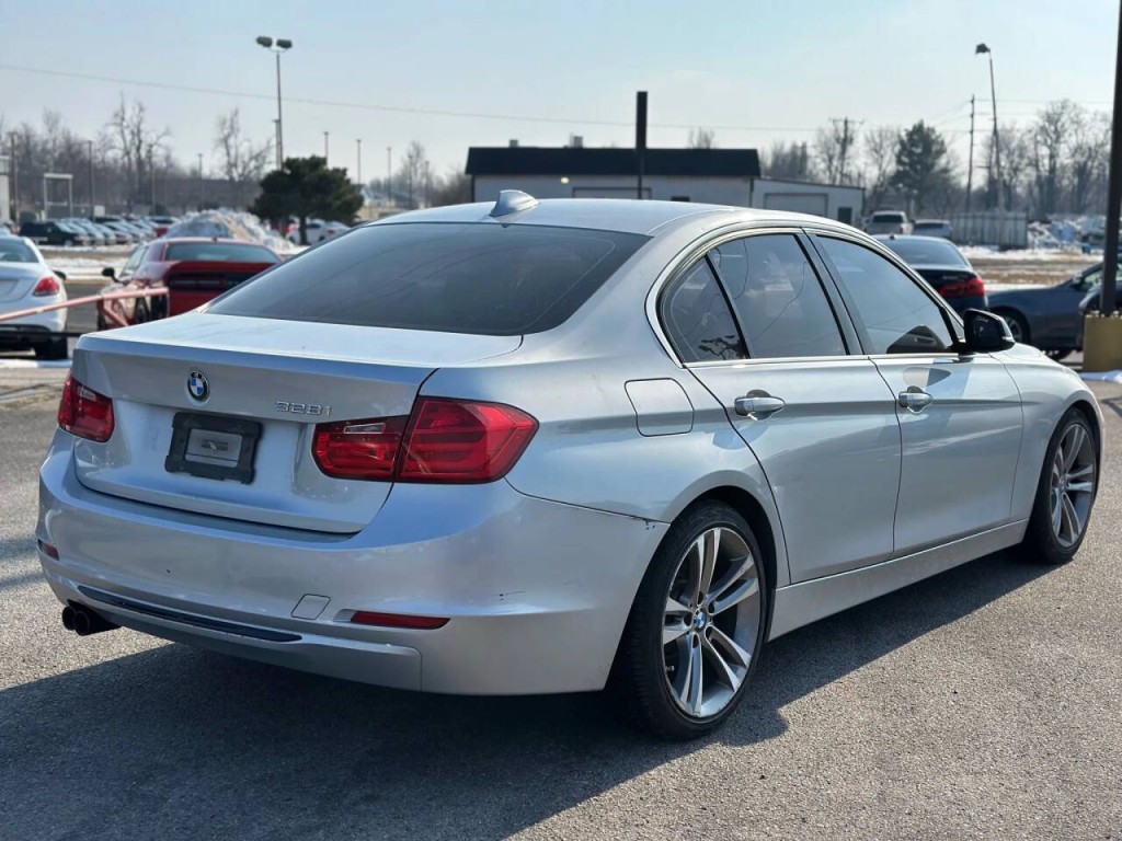 2015 BMW 3 Series Image 6