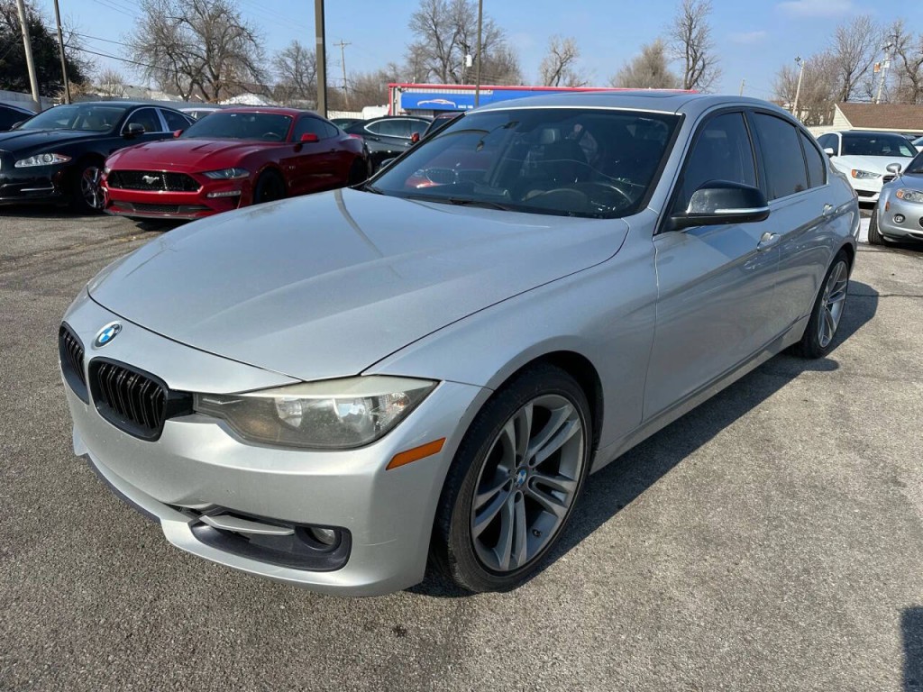 2015 BMW 3 Series Image 28