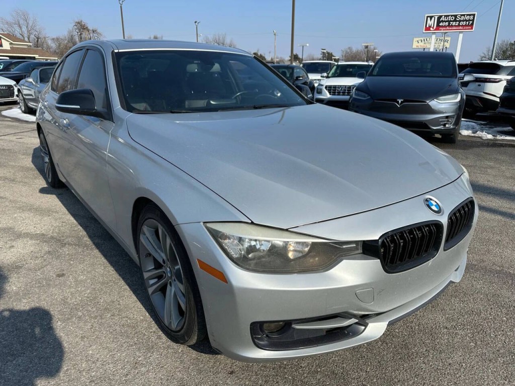 2015 BMW 3 Series Image 30