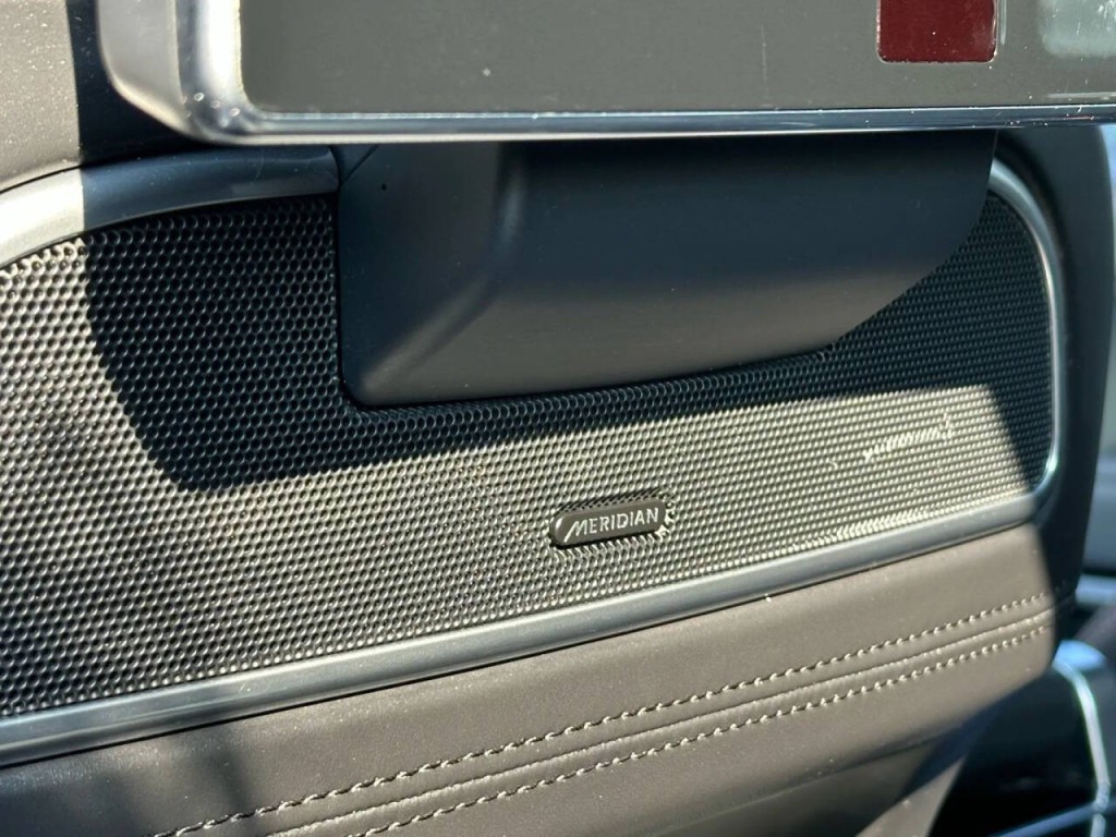 2015 Land Rover Range Rover Image 29