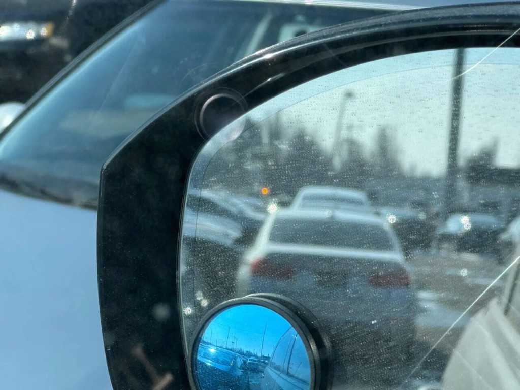 2015 Land Rover Range Rover Image 31