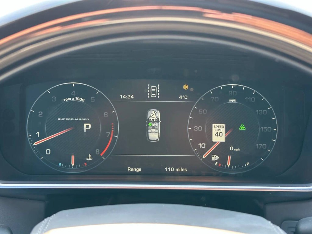 2015 Land Rover Range Rover Image 42