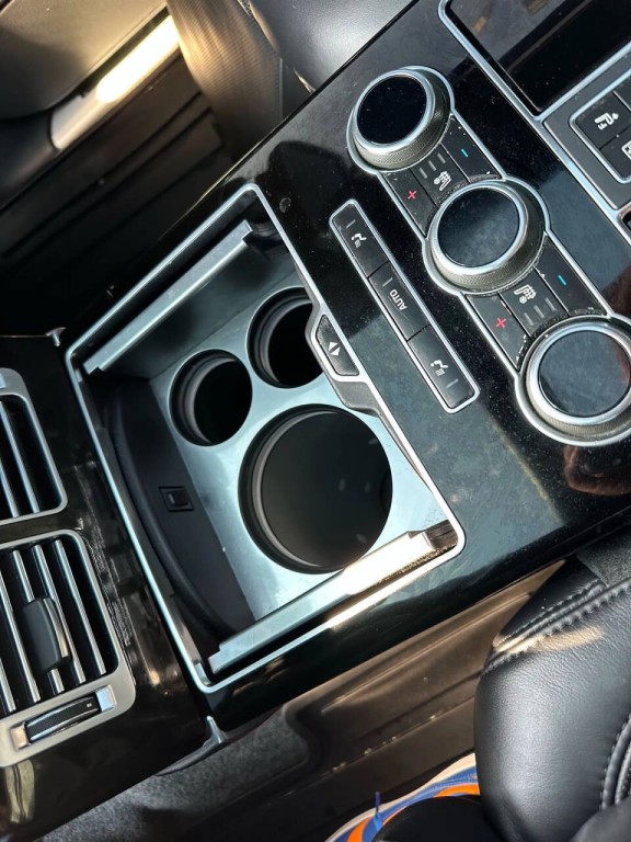 2015 Land Rover Range Rover Image 45