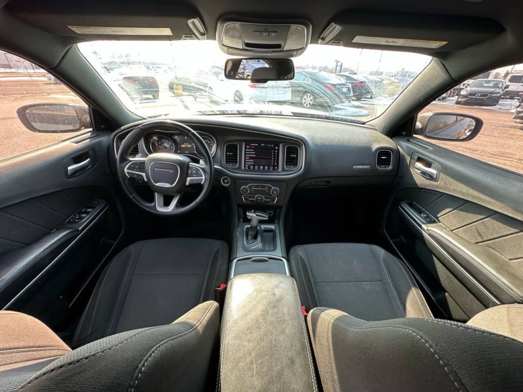 2017 Dodge Charger Image 1