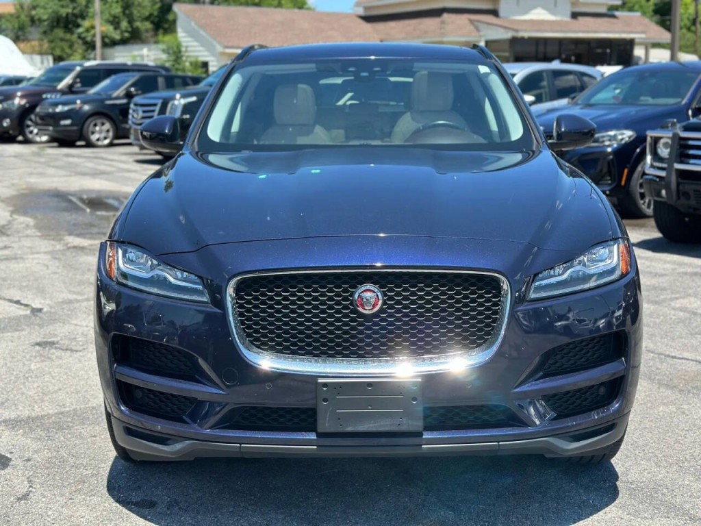 2018 Jaguar F-PACE Image 3