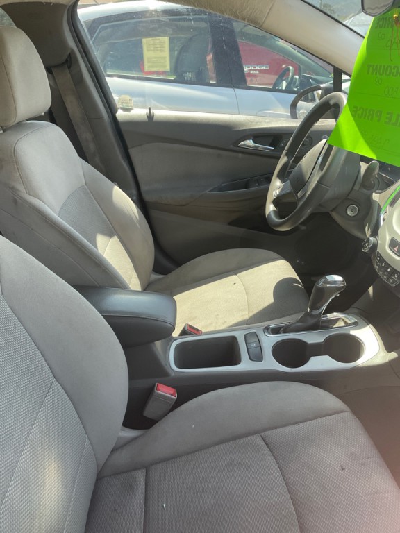 2018 Chevrolet Cruze Image 6