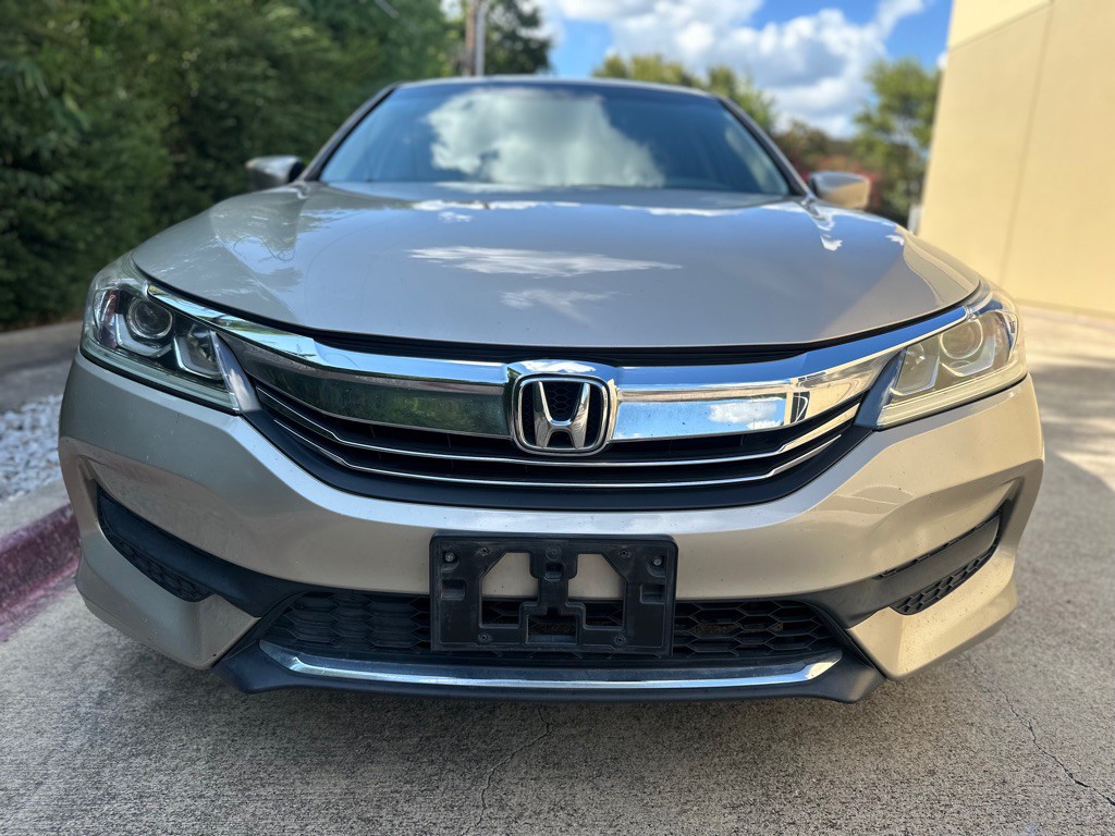 2016 Honda Accord Image 11