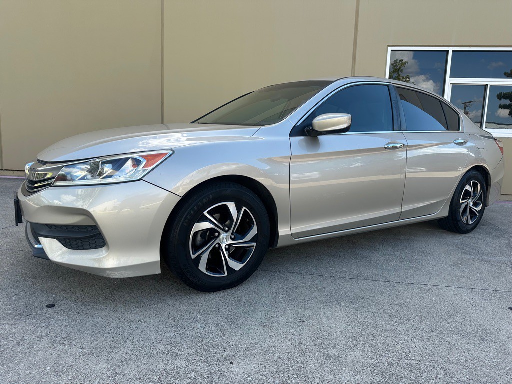 2016 Honda Accord Image 13