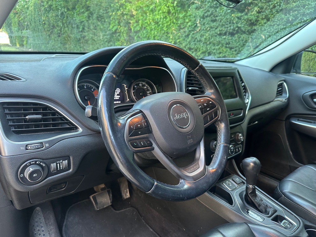 2019 Jeep Cherokee Image 7