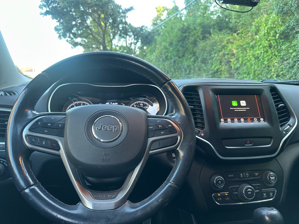 2019 Jeep Cherokee Image 8