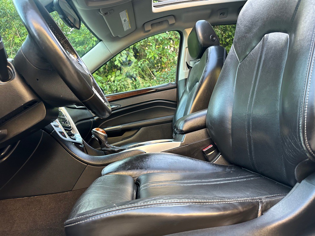 2013 Cadillac SRX Image 9