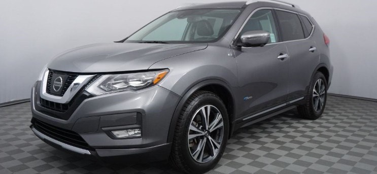 2017 Nissan Rogue Image 1