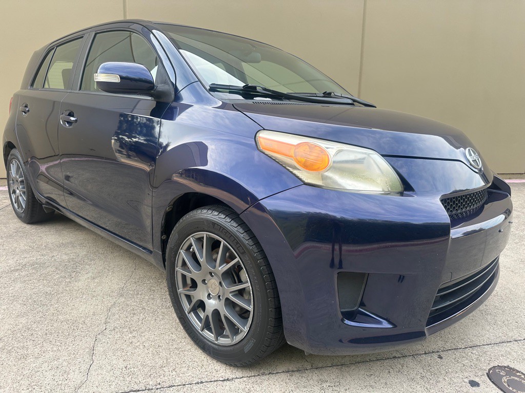 2012 Scion xD Image 3