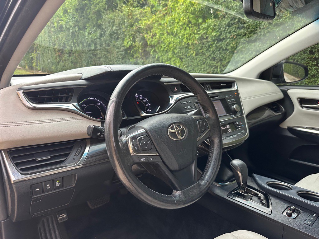 2013 Toyota Avalon Image 7
