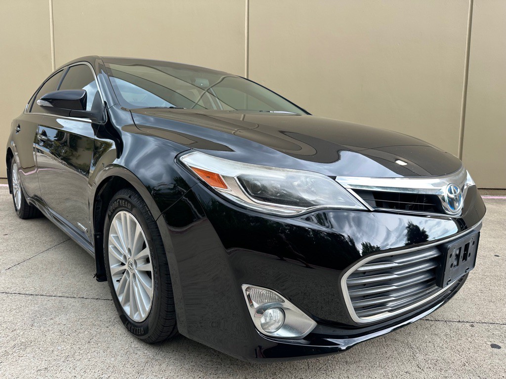 2013 Toyota Avalon Image 12