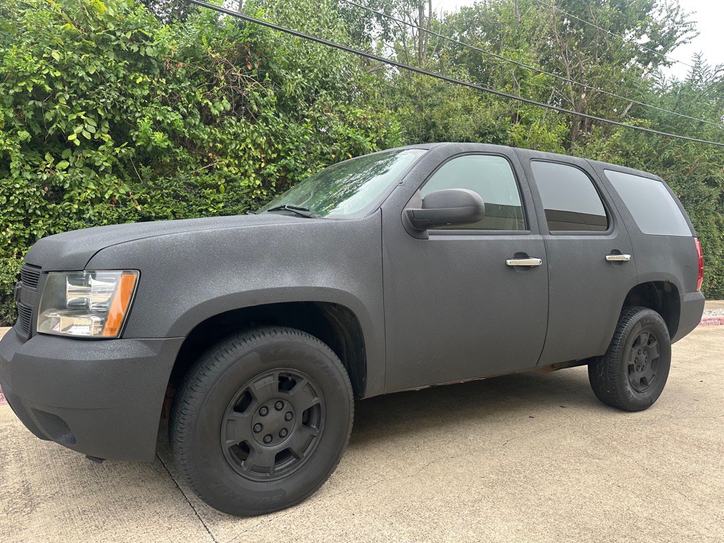 2011 Chevrolet Tahoe Image 2