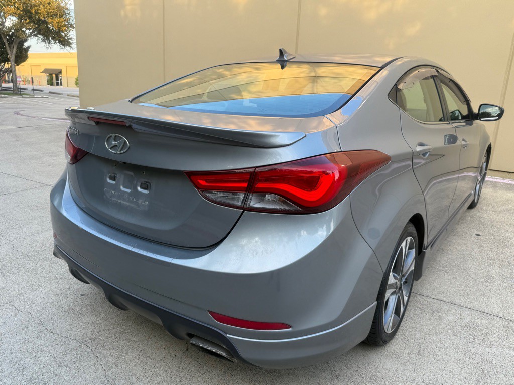 2015 Hyundai Elantra Image 14