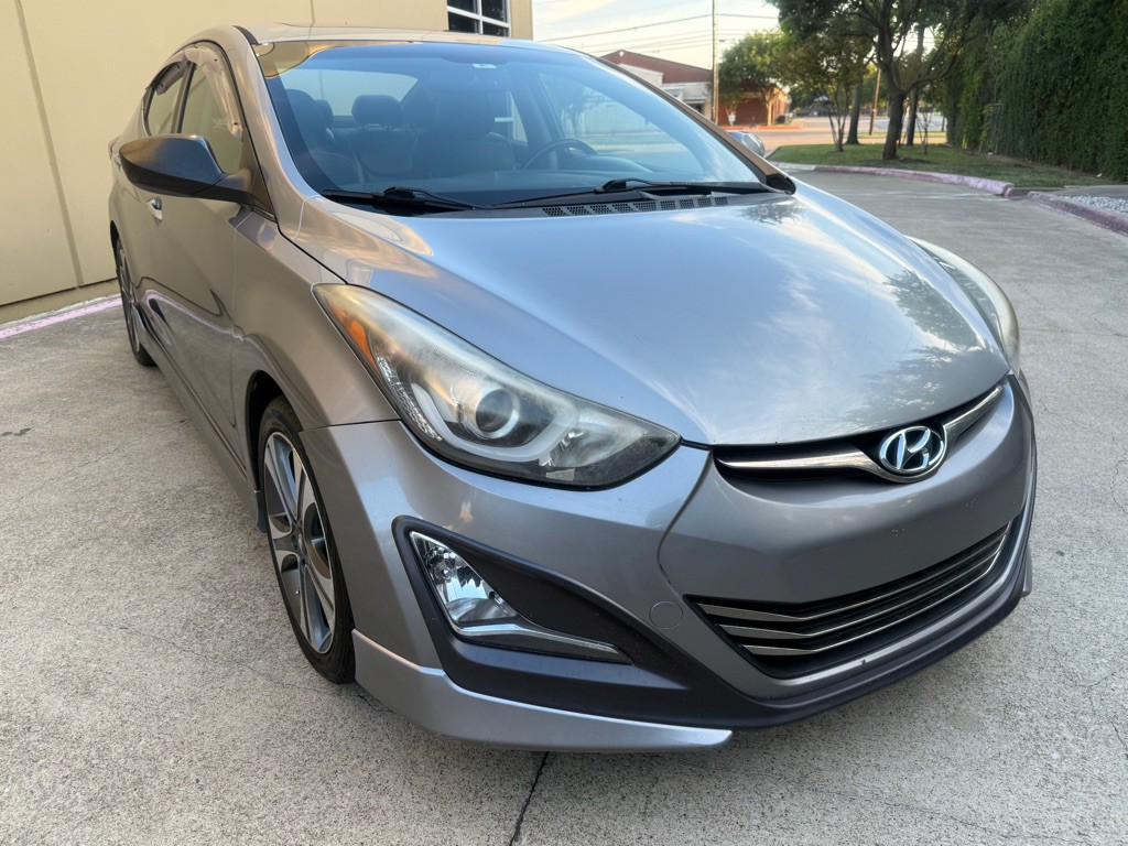 2015 Hyundai Elantra Image 17