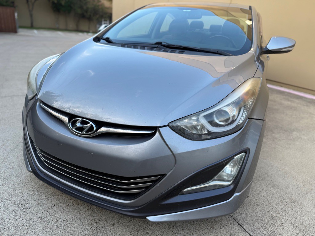 2015 Hyundai Elantra Image 18