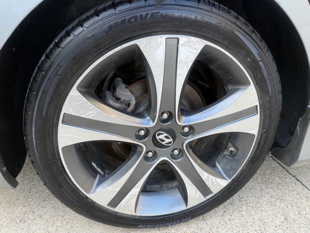 2015 Hyundai Elantra Image 22
