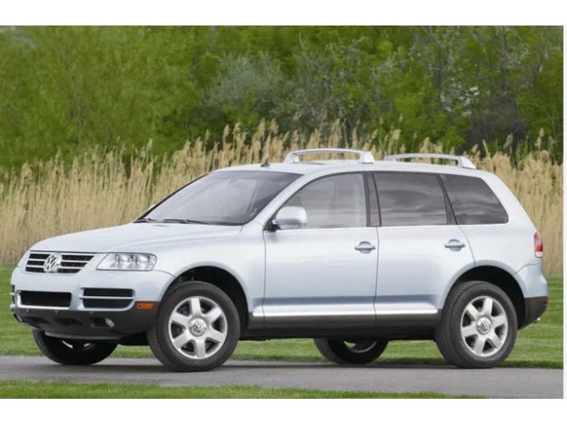 2005 Volkswagen Touareg Image 1