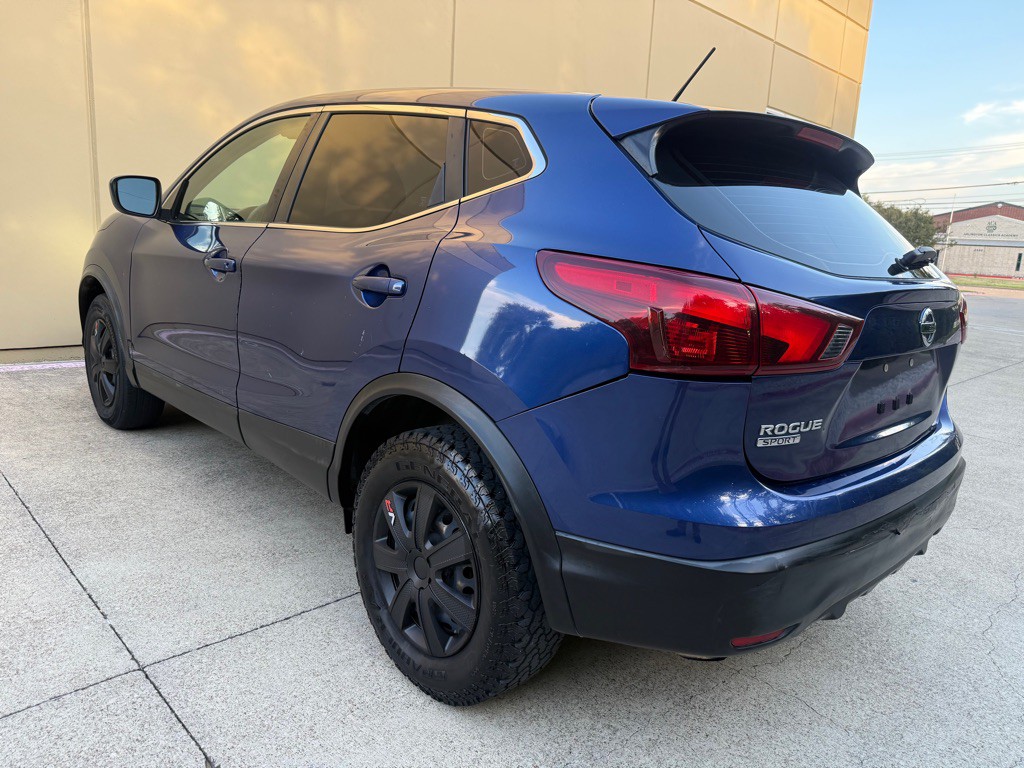 2019 Nissan Rogue Image 13