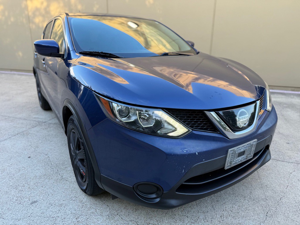 2019 Nissan Rogue Image 17