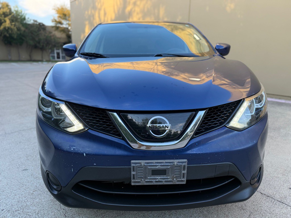 2019 Nissan Rogue Image 18