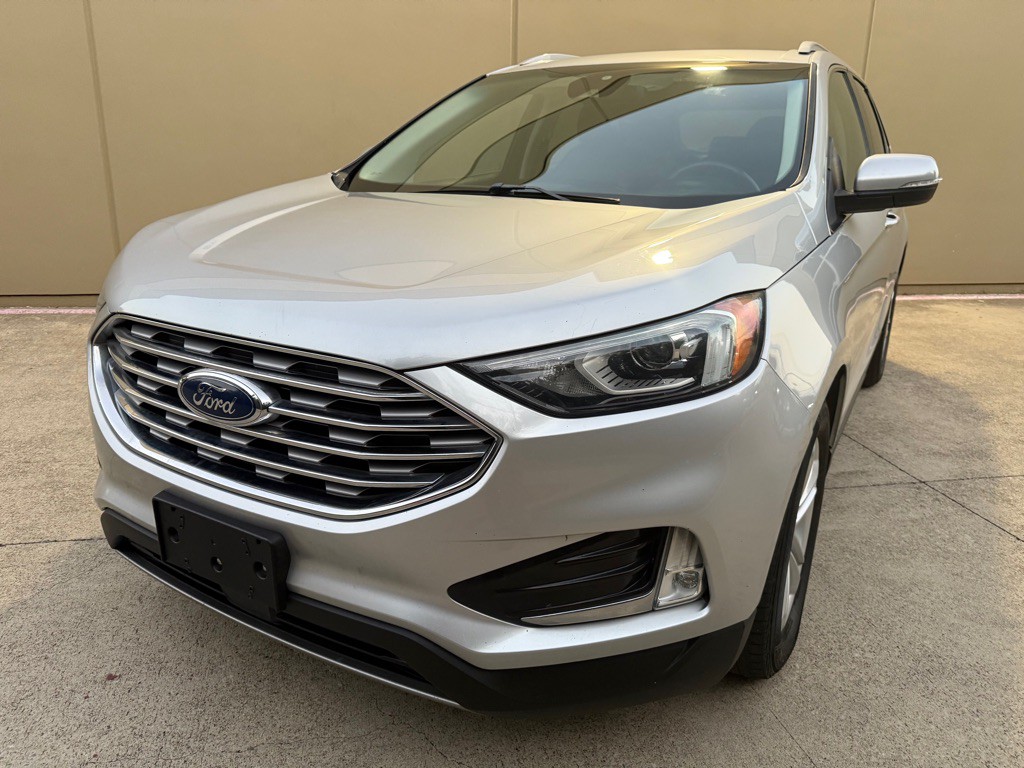 2019 Ford Edge Image 4