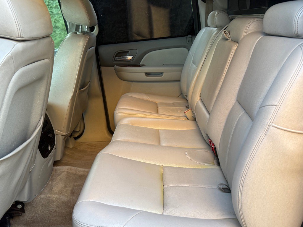 2008 Chevrolet Avalanche Image 8