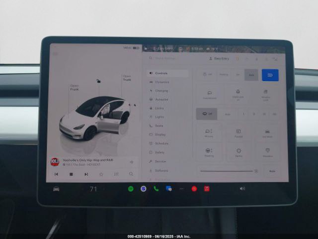 2023 Tesla Model Y Image 12