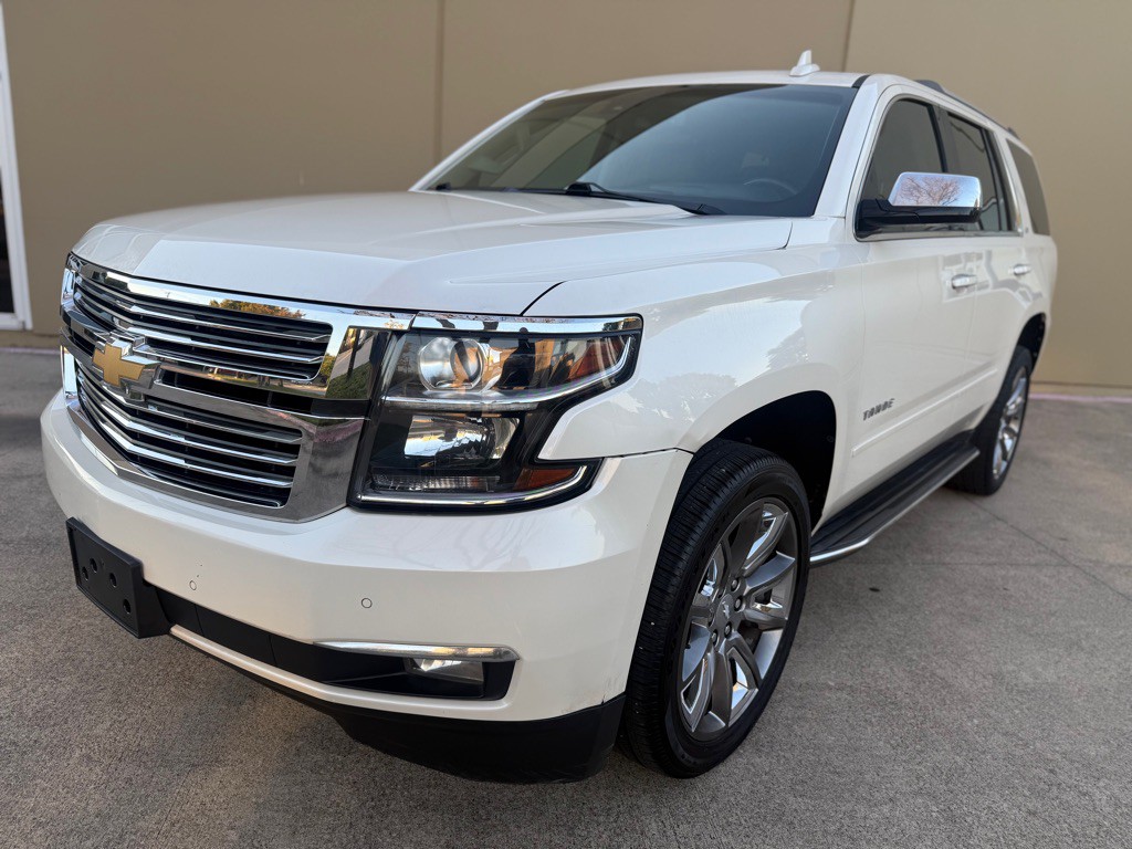 2015 Chevrolet Tahoe Image 2