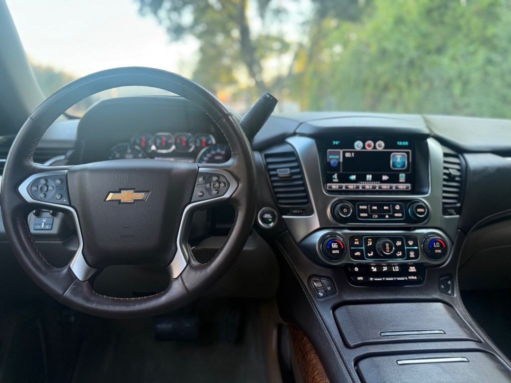 2015 Chevrolet Tahoe Image 6