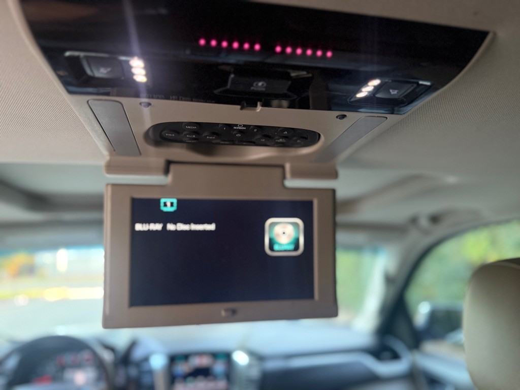 2015 Chevrolet Tahoe Image 12