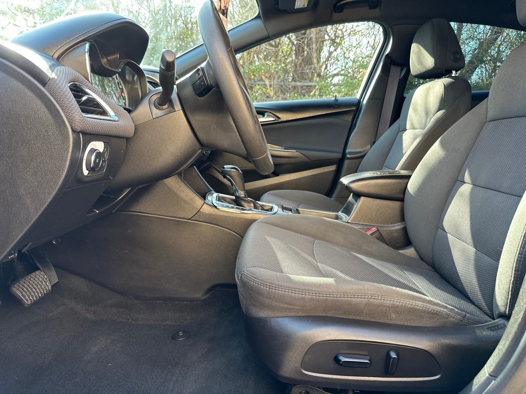 2017 Chevrolet Cruze Image 8